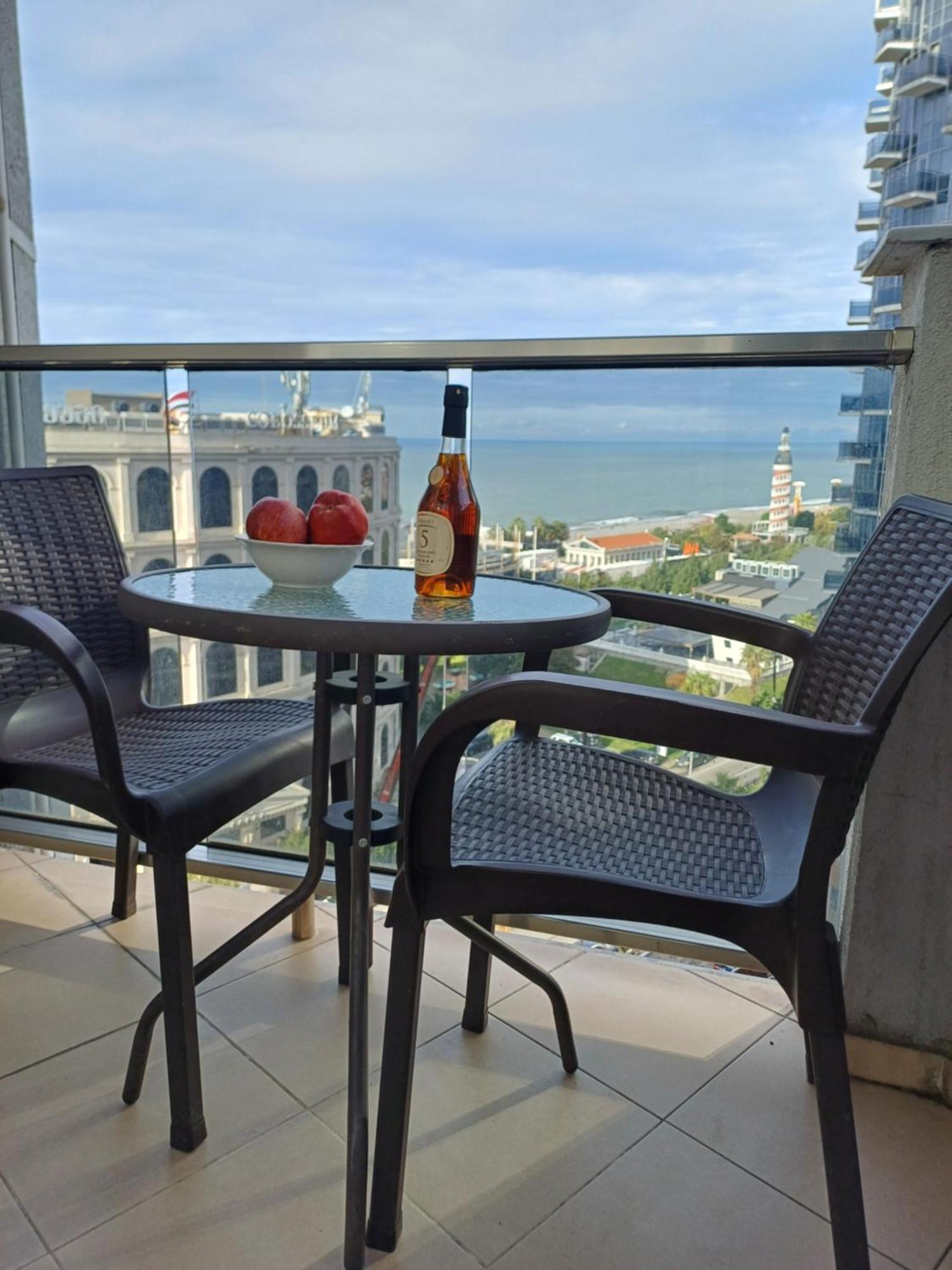 Orbi Sea Towers Batumi On Khimshiashvili 15 Dış mekan fotoğraf